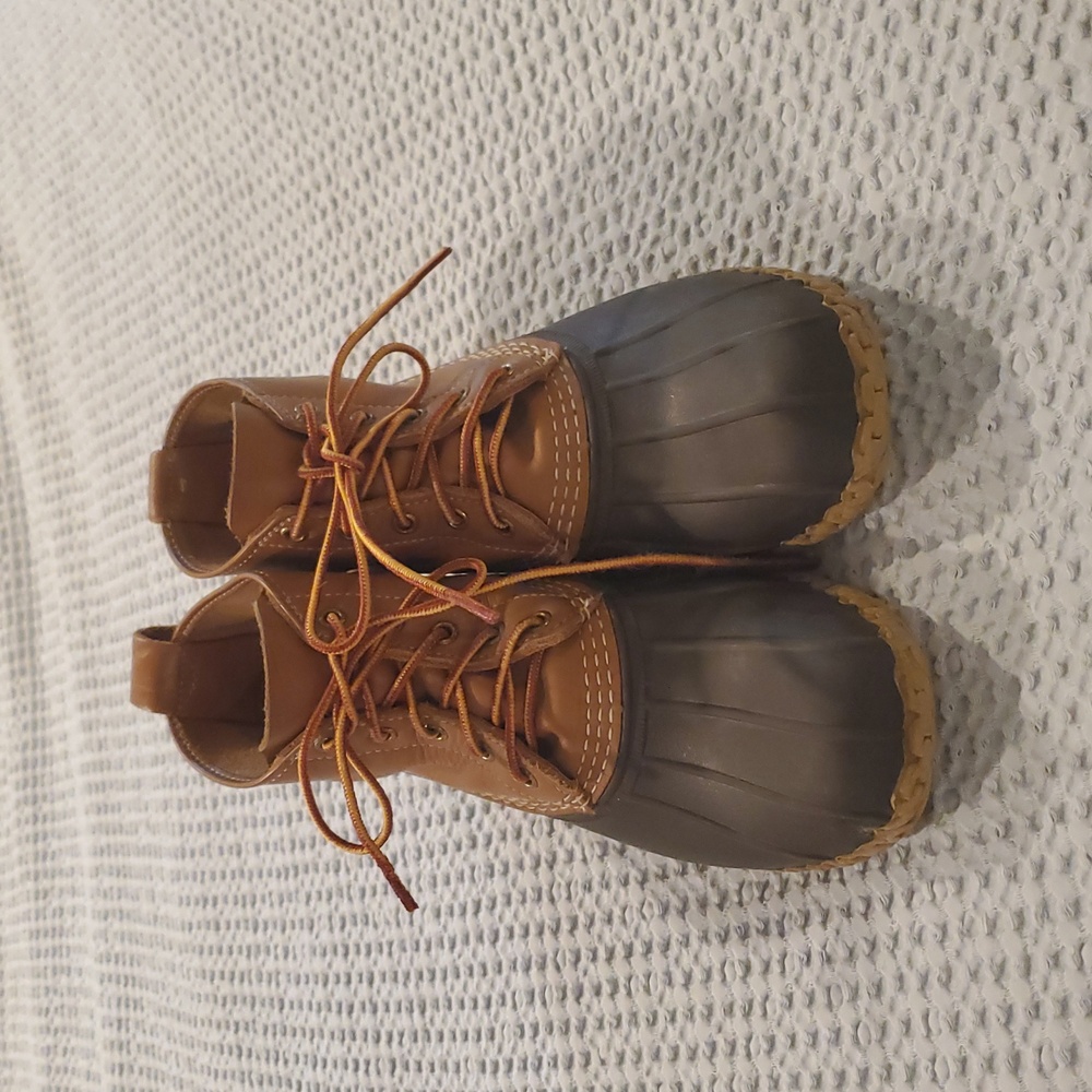 L.L. Bean Tan & Brown Rain/Snow Boots with Sturdy Sole & Comfortable Fit (23)